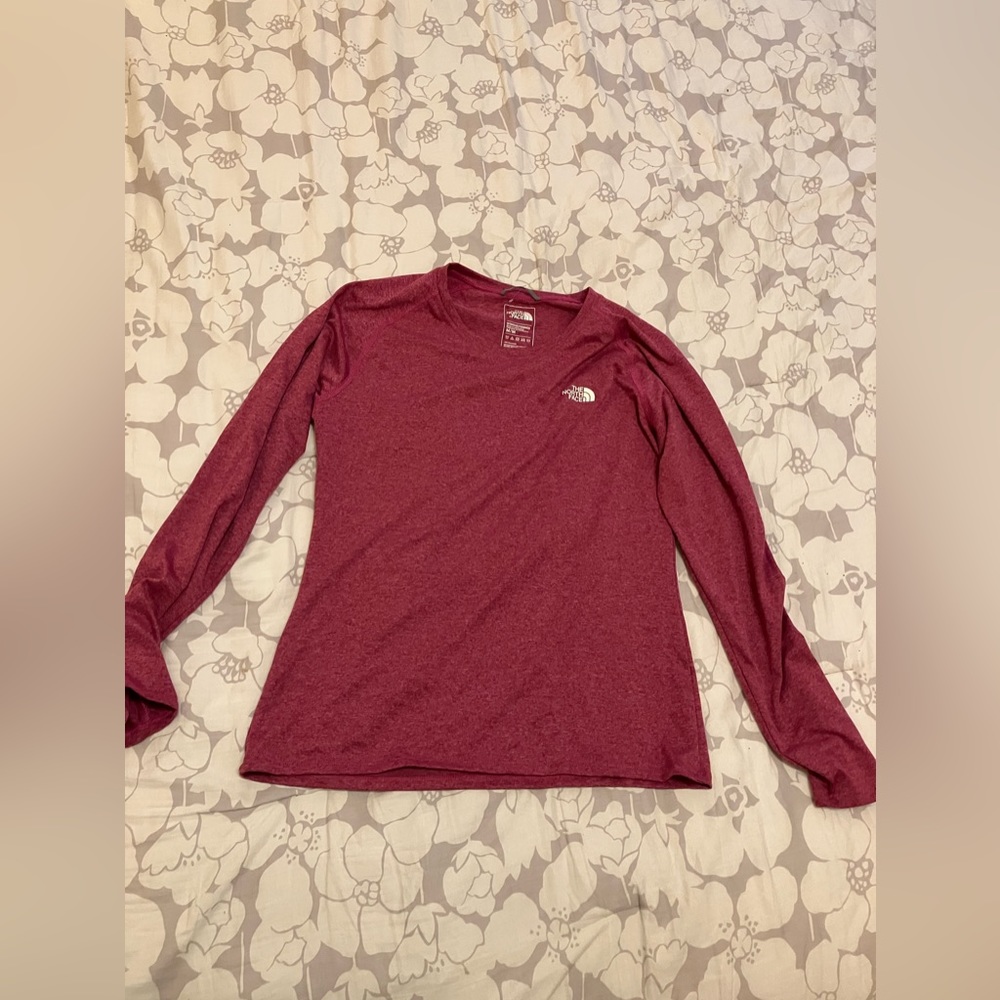The north face womens long sleeve shirt